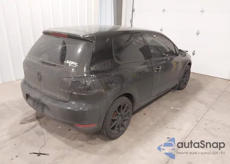 2010 Volkswagen Golf 2-Door z USA, uszkodzony, nr VIN WVWAA7AJ0AW093022